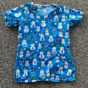 Women’s XS Bring It On Snowman Print Scrub Top